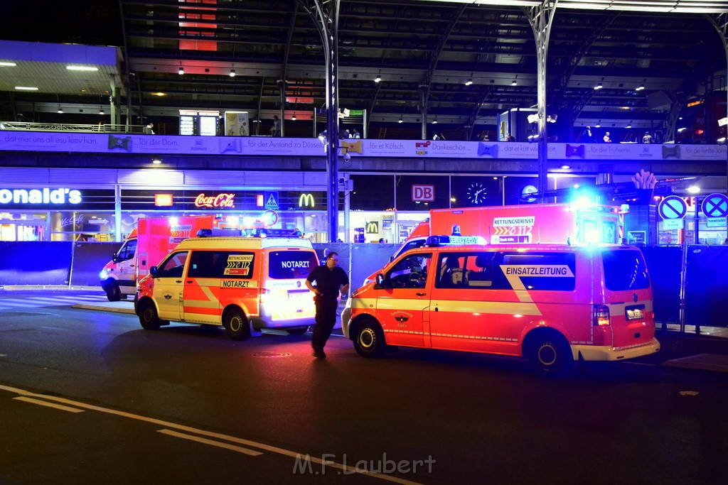 Messerstecherei Koeln Koelner Hauptbahnhof P22.JPG - Miklos Laubert